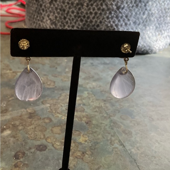 Lavender Amethyst Silver Teardrop Drop Earrings - Women Jewelry - Picture 2 of 2